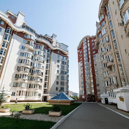 Luxrent Chisinau Exterior foto