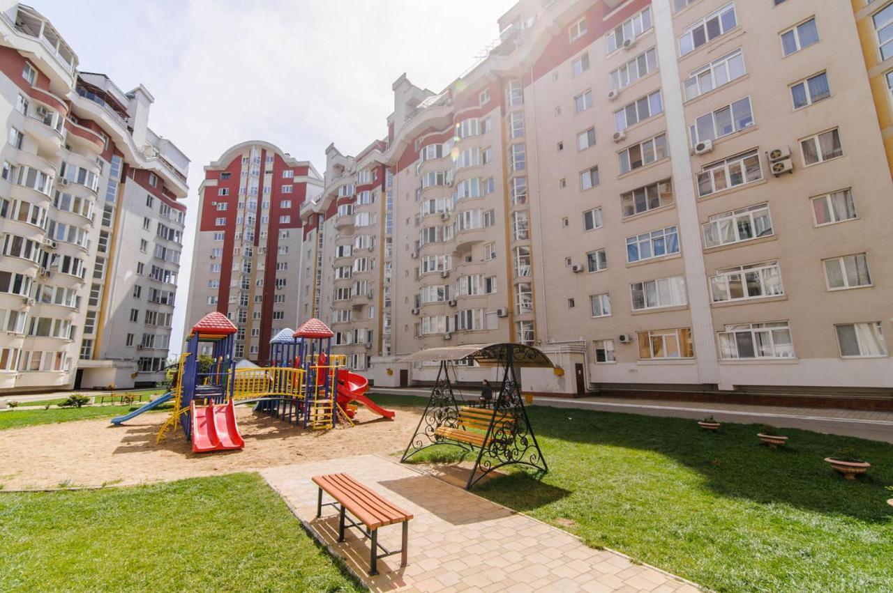 Luxrent Chisinau Exterior foto