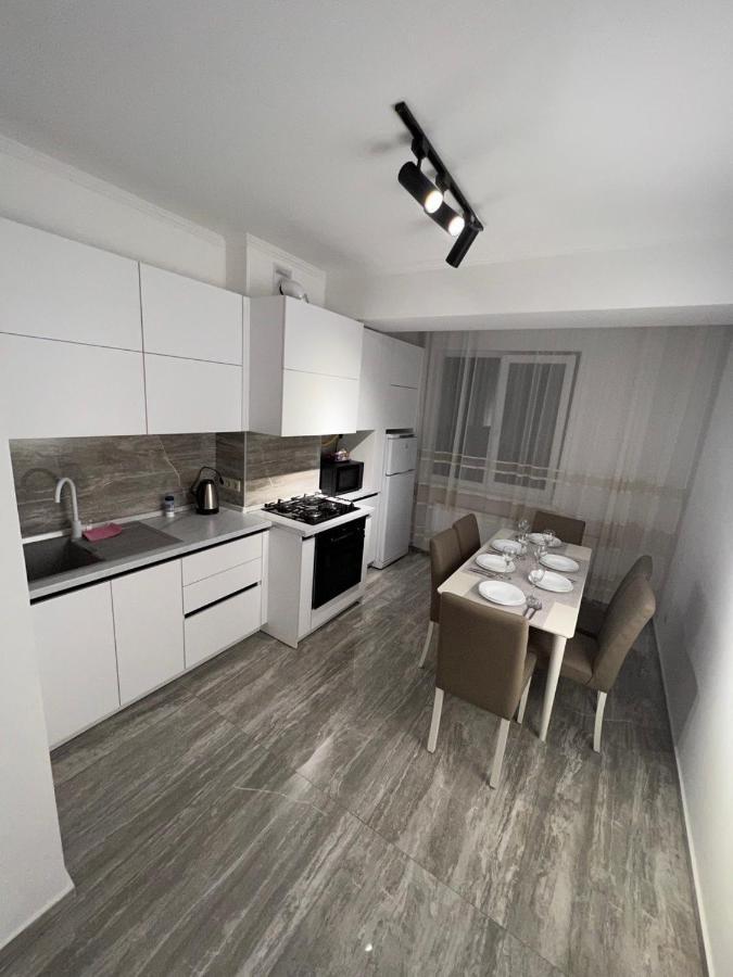 Luxrent Chisinau Exterior foto