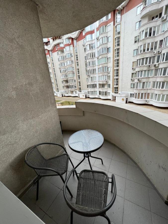 Luxrent Chisinau Exterior foto